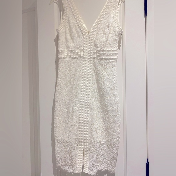 Bardot lace dress - Picture 1 of 5